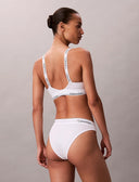 LIGHTLY LINED BRALETTE HVIT