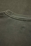 Wind pigment sweater