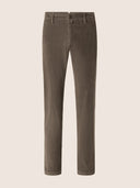 BOBBY CHINOS